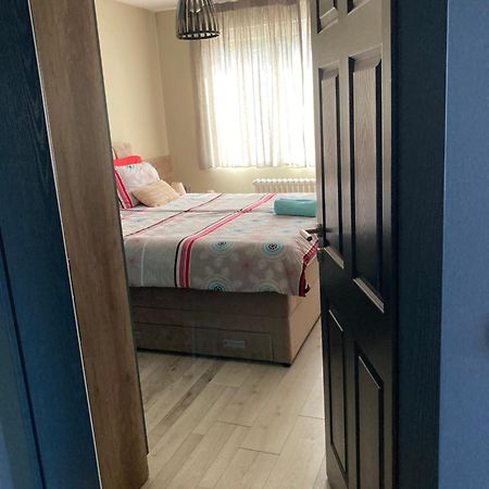 Mihajlovik Lux Apartment In Heart Of Skopje Ngoại thất bức ảnh