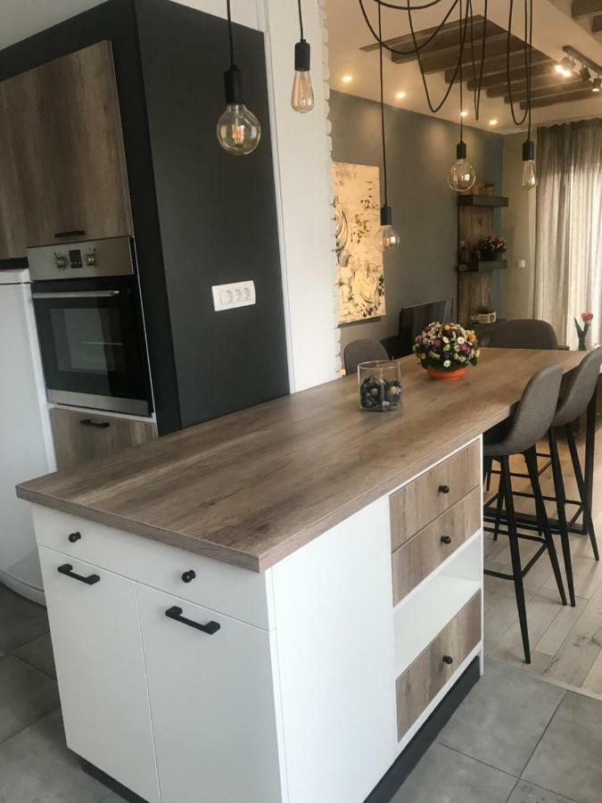 Mihajlovik Lux Apartment In Heart Of Skopje Ngoại thất bức ảnh